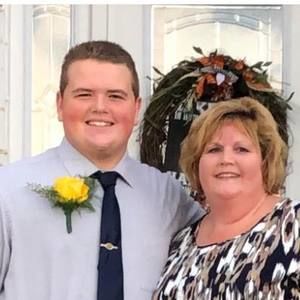 Meet your Posher, Tiffany